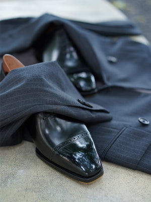 Ilcea Box Calf Quarter Brogue Oxford Shoes#Color_Black