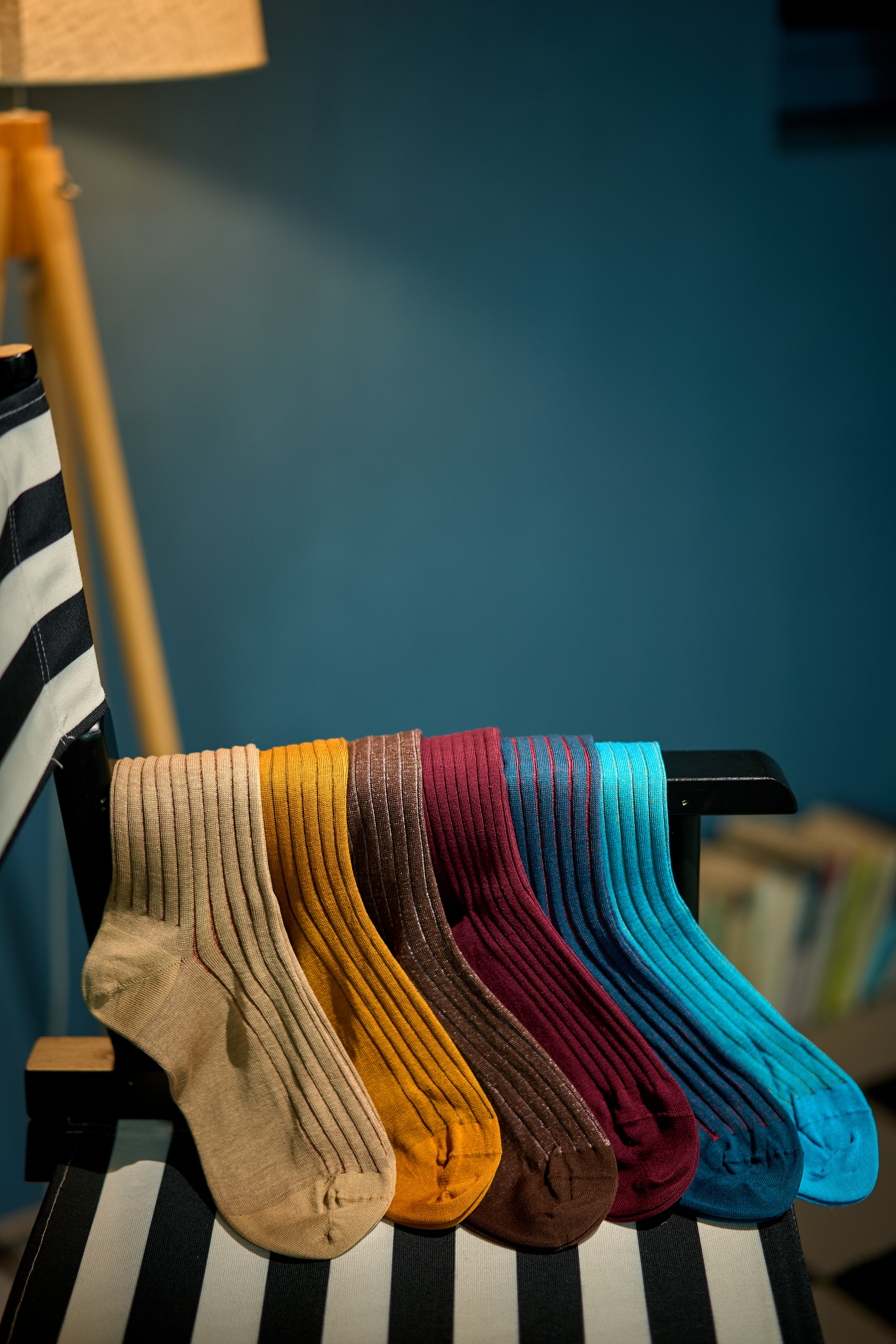 OVER CALF SOCKS