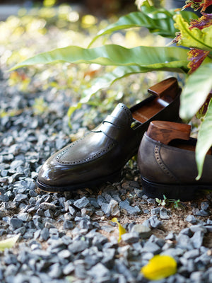 Ilcea Museum Calf Brogue Penny Loafers#Color_Steel