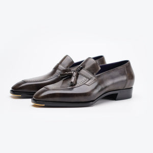 Ilcea Museum Calf Penny Tassel Loafer#Color_Steel